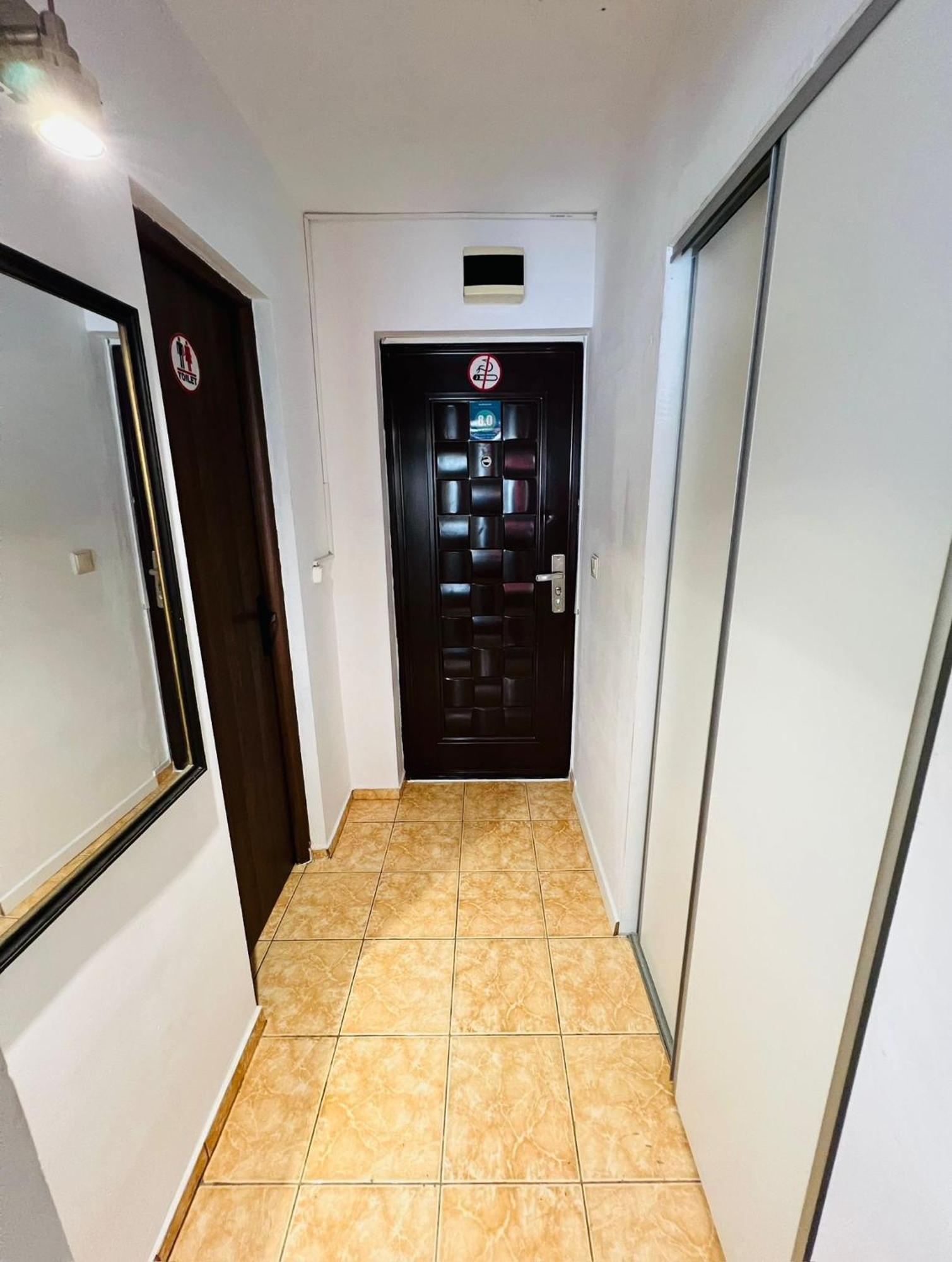 Appartement Garsoniera Panoramic à Bacău Extérieur photo